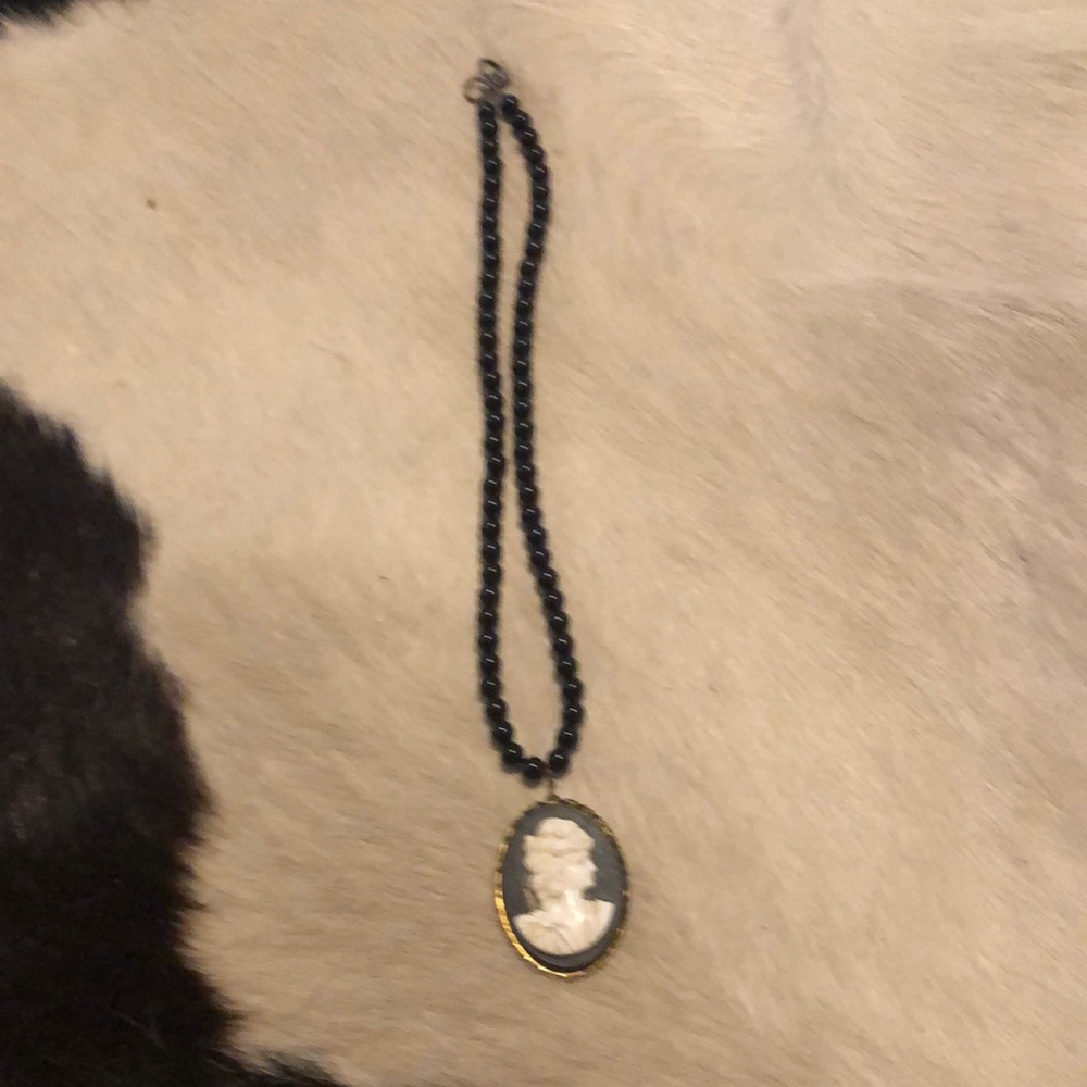 Cameo cosmetic